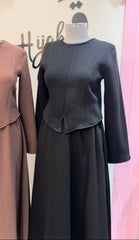 طقم تنورة وبلوزة