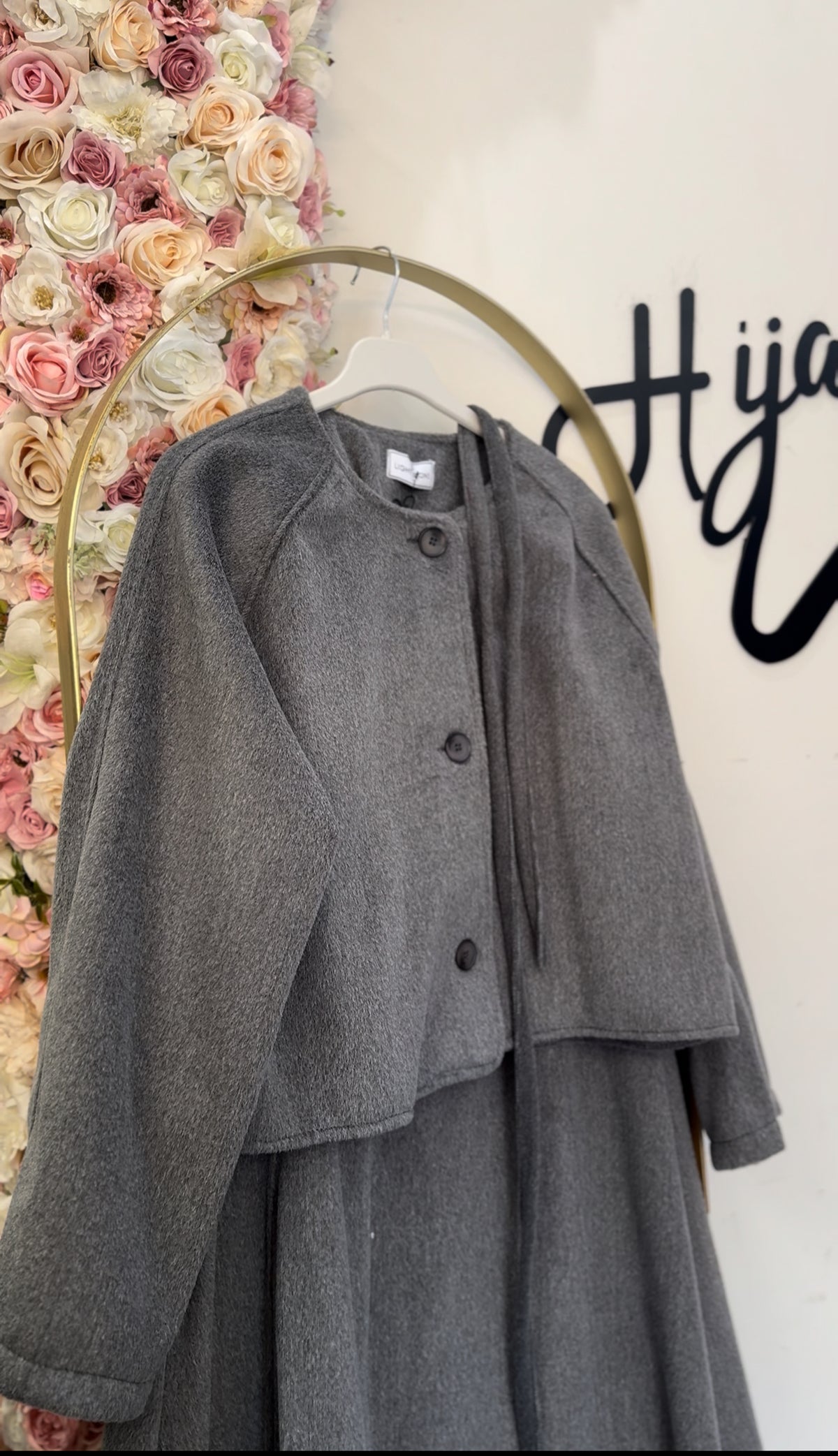 طقم تنورة وجاكيت