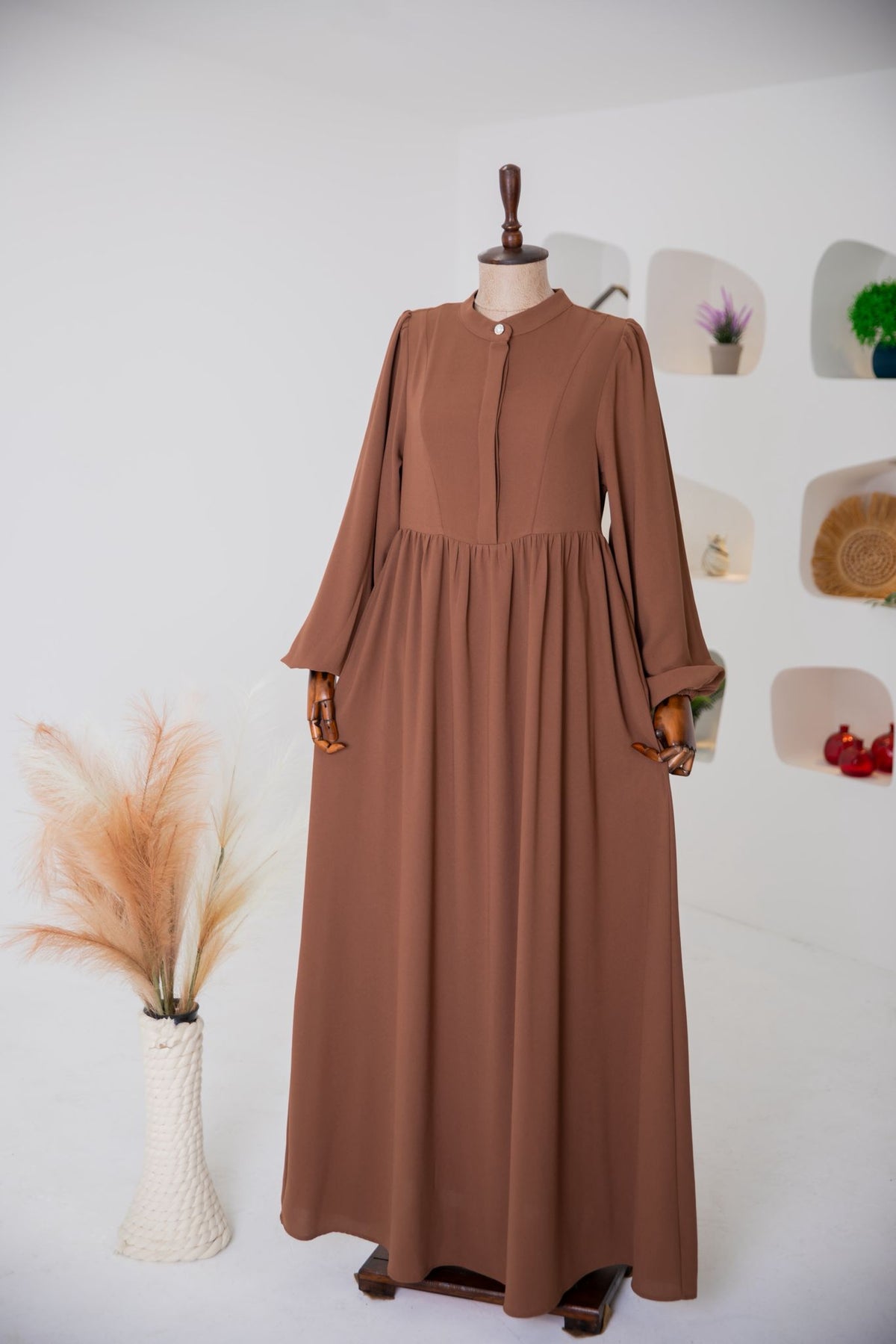 فستان ساره عسلي